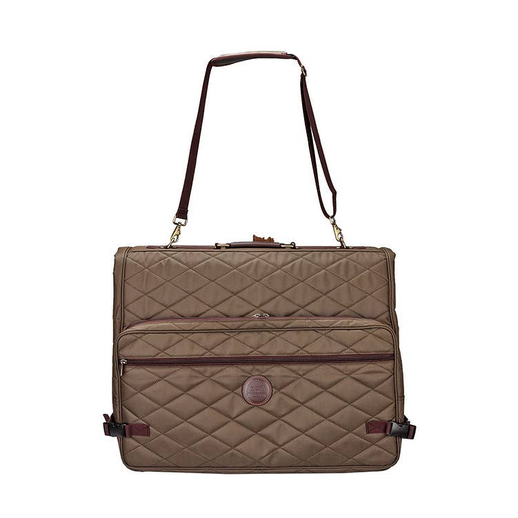 Buck Wild Branding - Quilted Hanging Garment Bag (644)