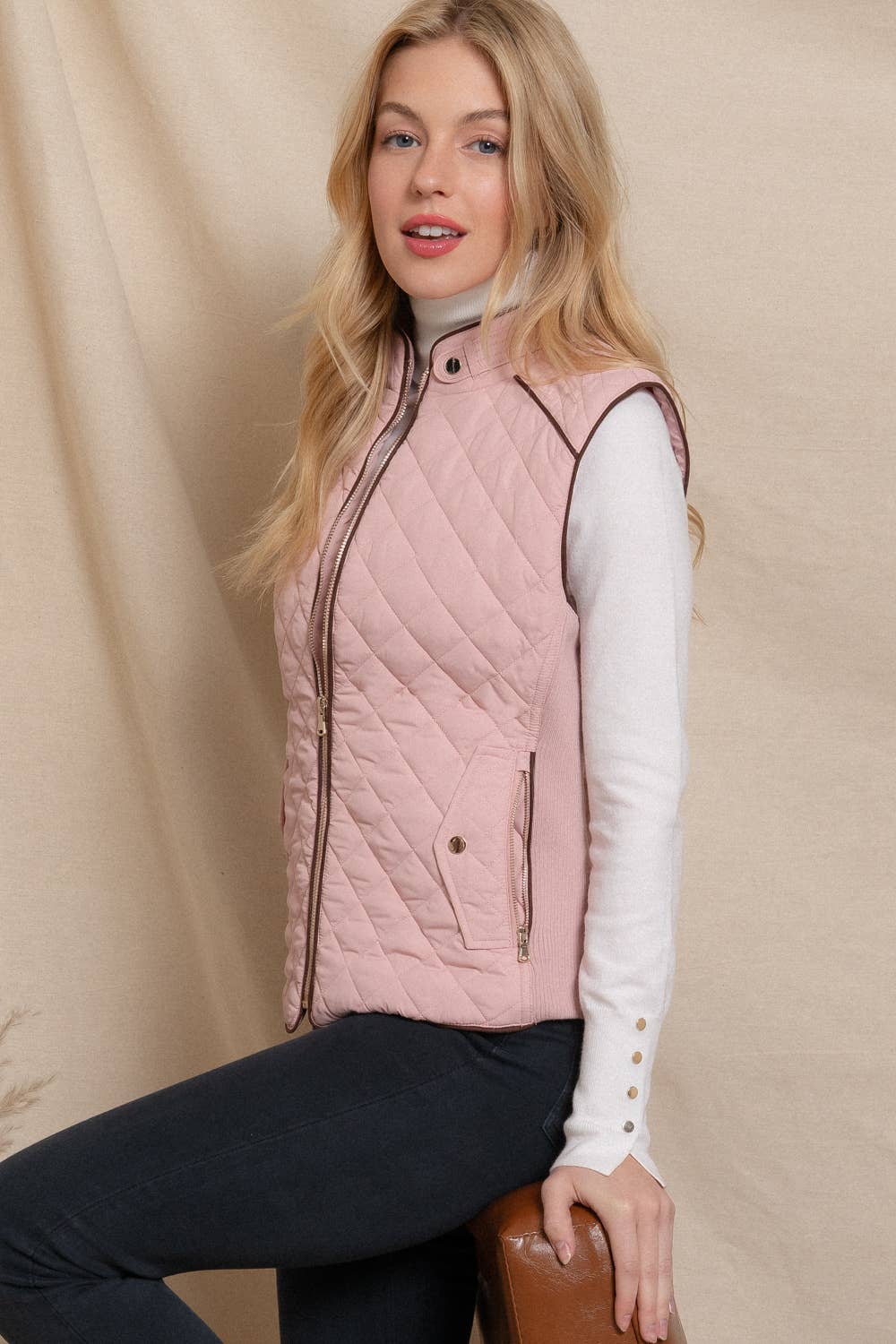 Suede Piping Detail Rib Quilted Padding Vest