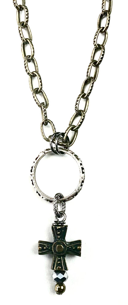 SIMPLE SHORT CHAIN W/RING & CROSS DANGLE