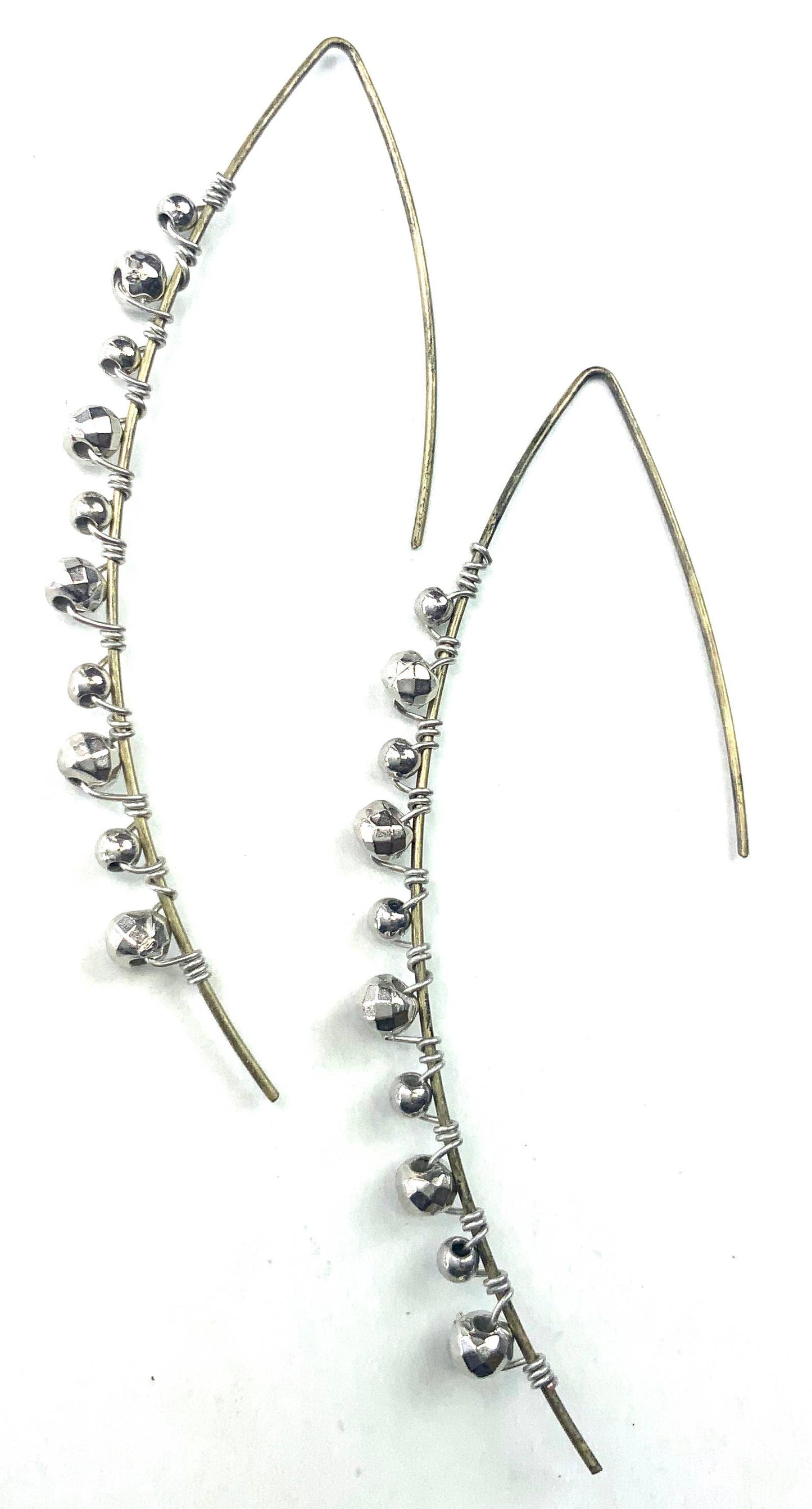 ER-Bead Wrapped Open Oval Wire Dangle Earrings